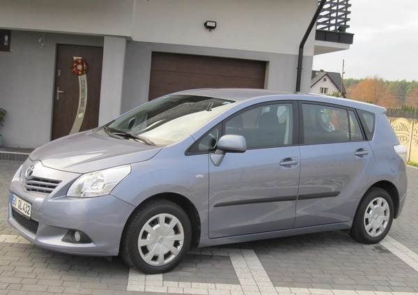 Toyota Verso cena 26600 przebieg: 234500, rok produkcji 2009 z Żyrardów małe 232